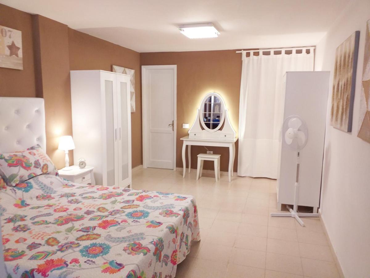 Apartamento Tristana Apartment Vecindario  Exterior foto